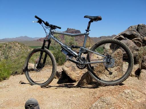 gt marathon mountain bike